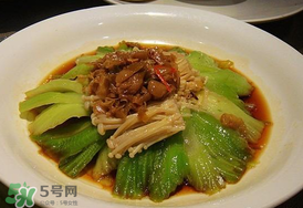 薺菜和金針菇能一起吃嗎？薺菜能和金針菇一起炒嗎？