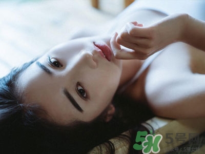 如何與妹子調情？如何調情妹子才開心