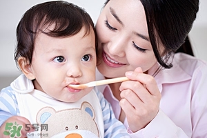 產后急性乳腺炎原因 產后急性乳腺炎的癥狀
