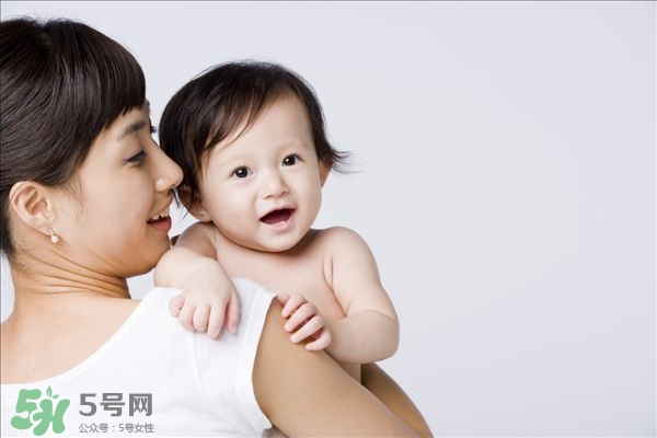 產后急性乳腺炎原因 產后急性乳腺炎的癥狀