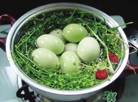 薺菜和鴨蛋能一起吃嗎？薺菜可以煮鴨蛋嗎？
