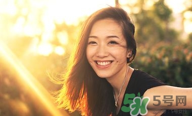 女人熬夜怎么保養(yǎng)皮膚？女人熬夜吃什么補品好？