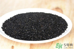 薺菜和芝麻能一起吃嗎？薺菜可以摻芝麻葉吃嗎？