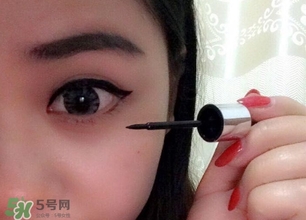 美人魚眼線液怎么用？美人魚眼線液怎么畫？