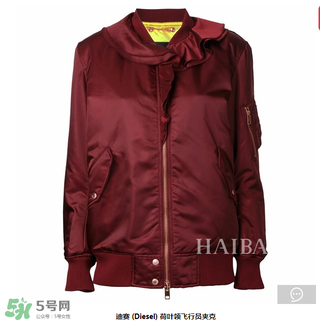 白百合紅色外套是什么牌子？白百合紅色外套是哪個品牌？