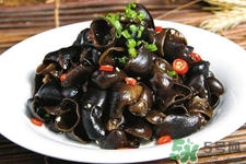 泡黑木耳用什么水泡？泡木耳用熱水還是涼水？