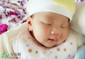 嬰兒濕疹是什么引起的？嬰兒濕疹是什么原因