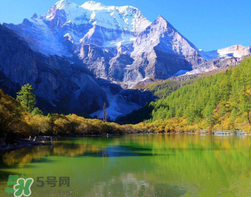 5月份去香格里拉穿什么？五月份去香格里拉穿什么衣服？