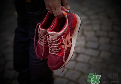 亞瑟士和耐克哪個好？asics和nike跑鞋哪個更好？