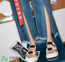 牛仔闊腿褲搭配什么鞋子？闊腿牛仔褲搭配什么鞋子好看？