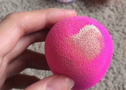 beauty blender美妝蛋和rt美妝蛋哪個好？