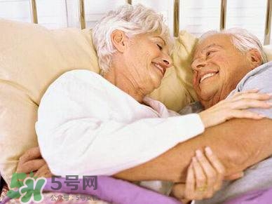 老年人還能性生活嗎？老年人的性生活需要注意什么？