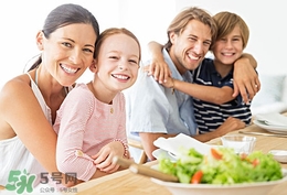 經常胃痛吃什么食物好？胃痛吃什么食物好得快