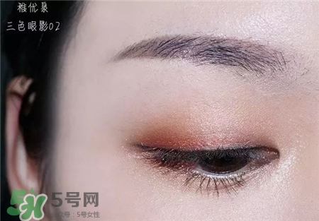 稚優泉三色眼影色號 稚優泉三色眼影試色