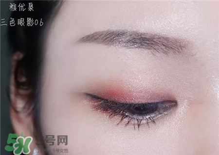 稚優泉三色眼影色號 稚優泉三色眼影試色