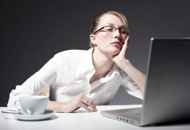 眼疲勞會引起哪些癥狀？眼疲勞會導致什么癥狀