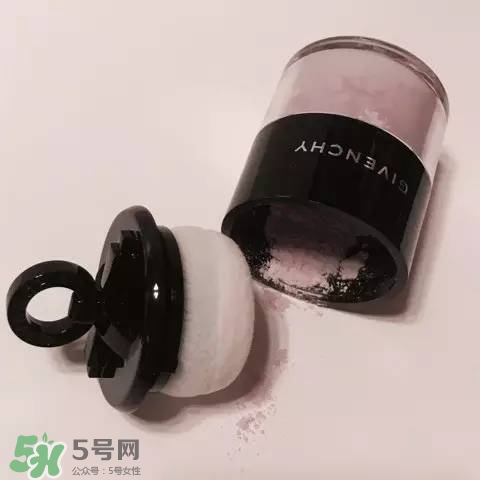 紀梵希花朵浮雕彩妝盤多少錢？紀梵希花朵浮雕高光修容盤價格