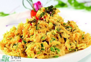 香椿可以炒鴨蛋嗎？香椿炒鴨蛋有什么好處？