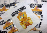莫斯奇諾小熊t恤正品多少錢？moschino小熊短袖專柜價格