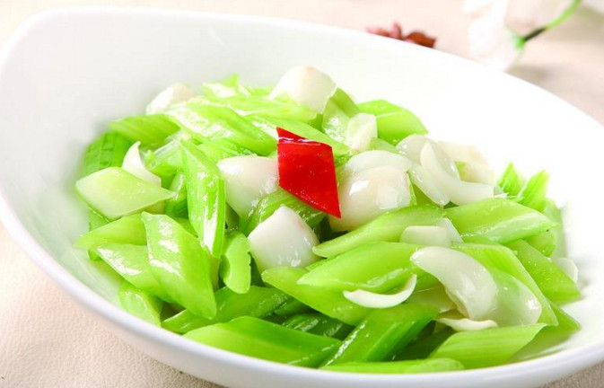 水芹菜和芹菜一樣嗎？水芹菜和芹菜的區別