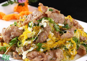 香椿和羊肉能一起吃嗎？香椿和羊肉一起吃了會(huì)怎樣？