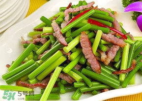 蒜苔不能和什么一起吃？蒜薹不能和什么一起吃？