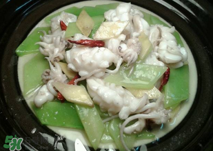 萵筍和魚能一起吃嗎？萵筍可以和魚一起煮嗎？