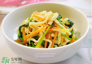洋蔥和胡蘿卜能一起吃嗎？洋蔥和胡蘿卜可以一起炒嗎？