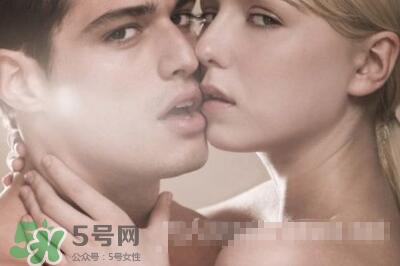 夫妻兩地分居怎么解決生理需求？夫妻兩地分居該如何相處？