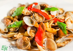 花甲怎么炒才開口？炒花甲為什么不開口？