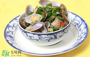 花甲需要去內(nèi)臟嗎？花甲內(nèi)臟怎么清理？