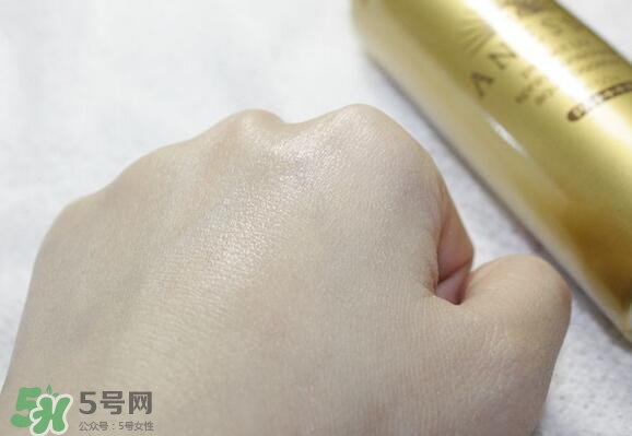 安耐曬噴霧可以帶上飛機嗎？安耐曬防曬噴霧可以托運嗎？