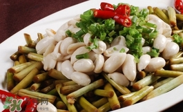 蒜苔炒什么好吃？蒜苔和什么一起炒好吃