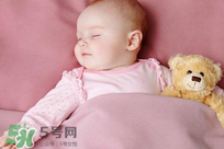 寶寶用的碗可以用洗潔精洗嗎？寶寶用的碗用洗潔精洗好不好？