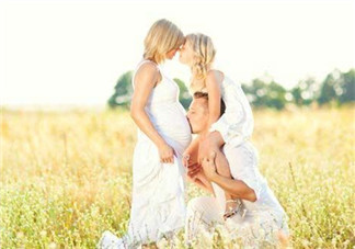 孕婦怎么樣選擇合適的鞋子？孕婦鞋穿什么樣的比較好？