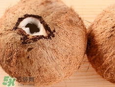 椰子外殼發霉了還能吃嗎?椰子外殼發霉了還能喝嗎?