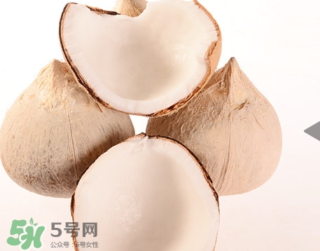 椰子外殼發霉了還能吃嗎?椰子外殼發霉了還能喝嗎?