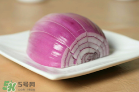洋蔥和皮皮蝦能一起吃嗎？皮皮蝦和洋蔥可以同吃嗎？