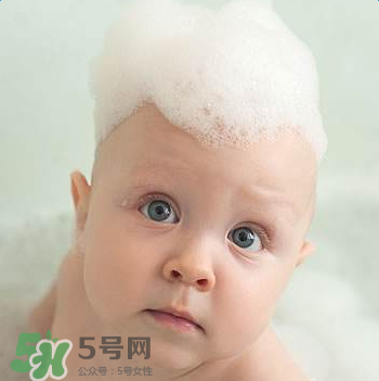 寶寶濕疹可以涂郁美凈嗎？ 寶寶濕疹涂什么管用？