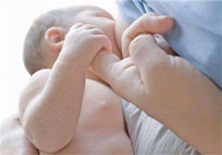 正常母乳是什么顏色？什么顏色的母乳營養(yǎng)高？