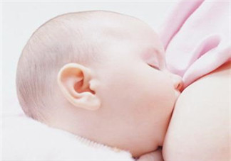 我的奶水發黃是怎么回事？ 哺乳期奶水發黃還可以喂奶嗎？