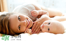 哺乳期媽媽用護膚品對寶寶有影響嗎？哺乳期能不能用護膚品？