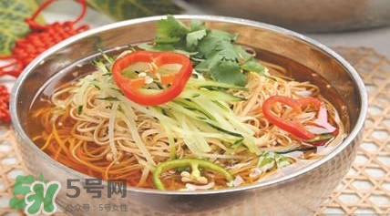 冷面湯怎么做好吃？冷面湯怎么調好吃