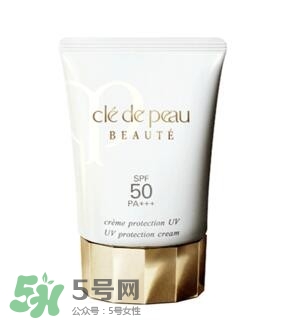先涂防曬霜還是妝前乳？防曬霜和妝前乳使用順序