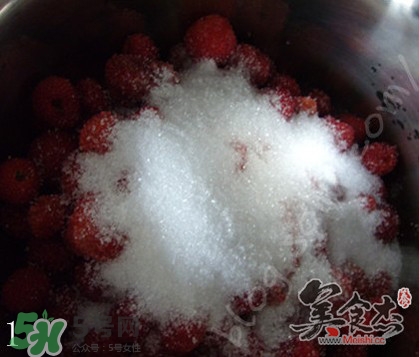 來月經可以吃樹莓嗎？月經期間吃樹莓好嗎？