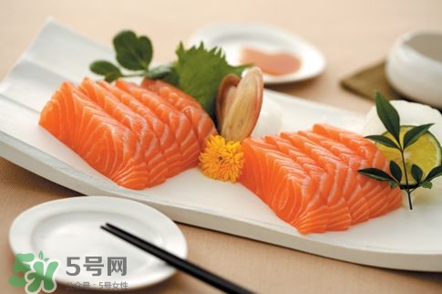 孕婦可以吃三文魚嗎？孕婦可以吃三文魚壽司嗎？