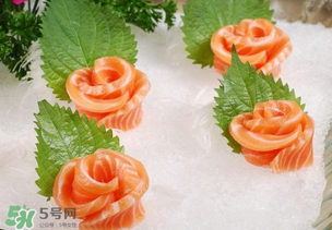 三文魚放冷藏還是冷凍？三文魚冷藏好還是冷凍好？