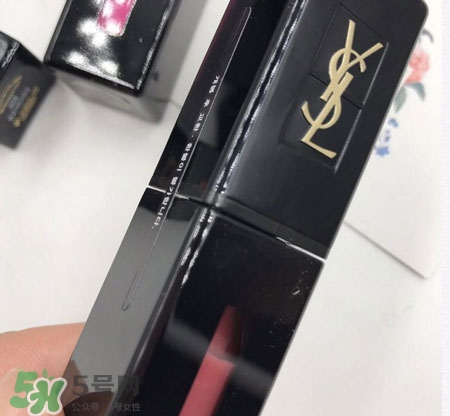 ysl黑管唇釉新舊版區別_ysl黑管唇釉新舊版包裝對比
