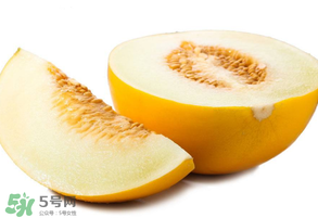 甜瓜和海鮮能一起吃嗎？吃海鮮能吃香瓜嗎？