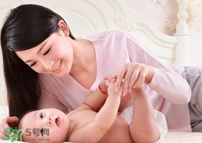 生孩子后為什么遲遲不來例假？生完孩子后多久來大姨媽？
